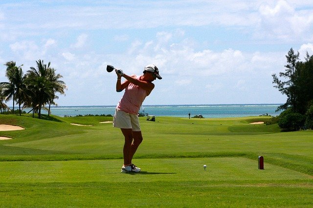 Award-winning golf academy provides private and group instruction for beginners, advanced, and PGA players.