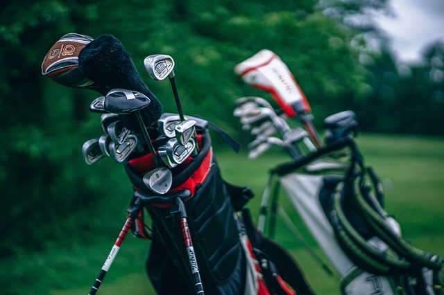Award-winning golf academy provides private and group instruction for beginners, advanced, and PGA players.