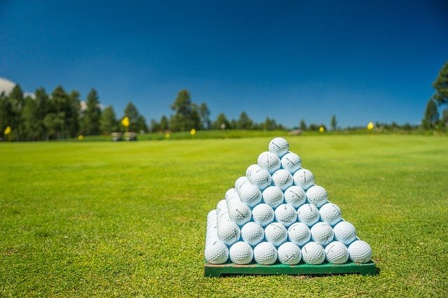 Award-winning golf academy provides private and group instruction for beginners, advanced, and PGA players.